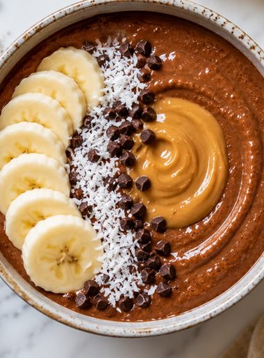 Chocolate Peanut Butter Smoothie Bowl